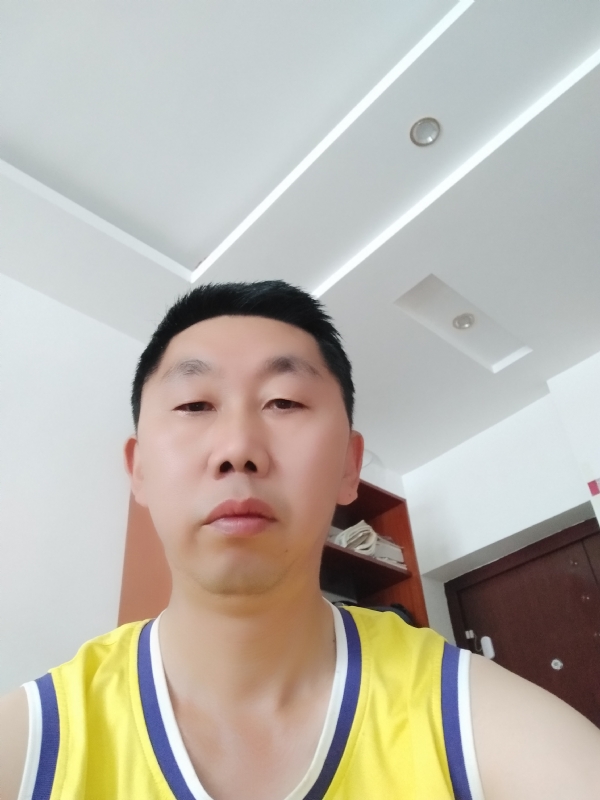 写尽半生纸上酸的第一张照片--玉林相亲服务中心