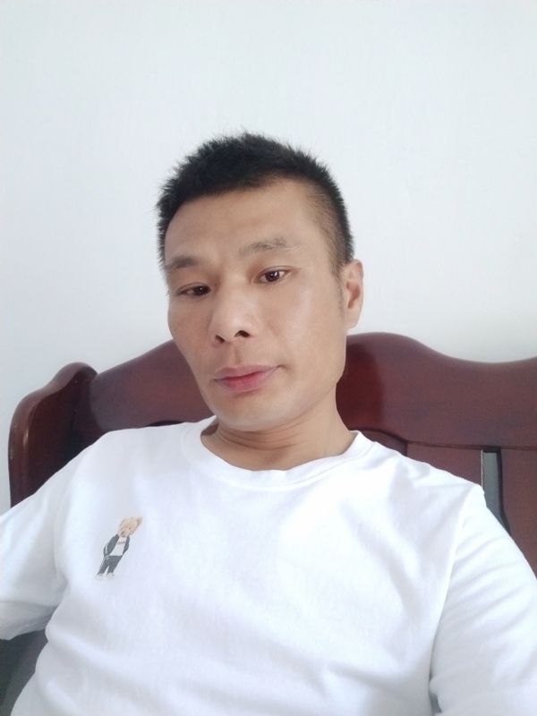年少轻狂的第一张照片--玉林相亲服务中心