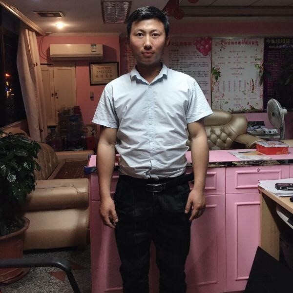 健华的第一张照片--玉林相亲服务中心