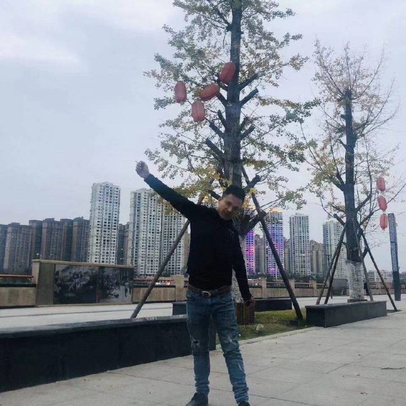 空空的房间的第一张照片--玉林相亲服务中心
