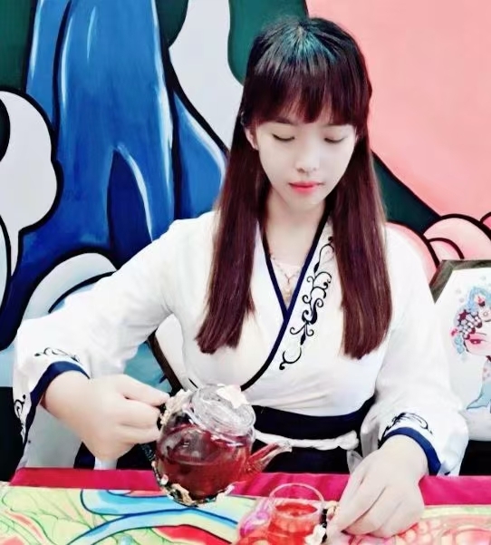 小玉的第一张照片--玉林相亲服务中心