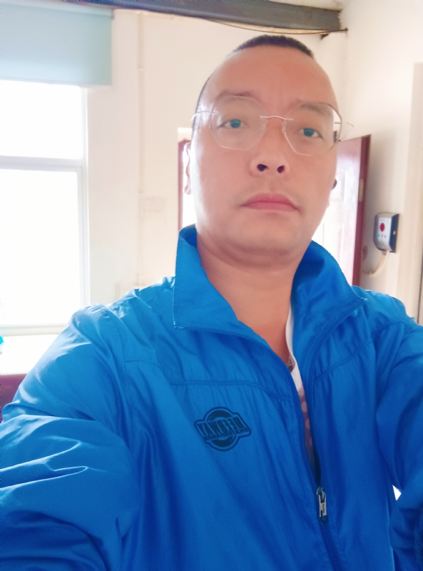 通海混混的第一张照片--玉林相亲服务中心