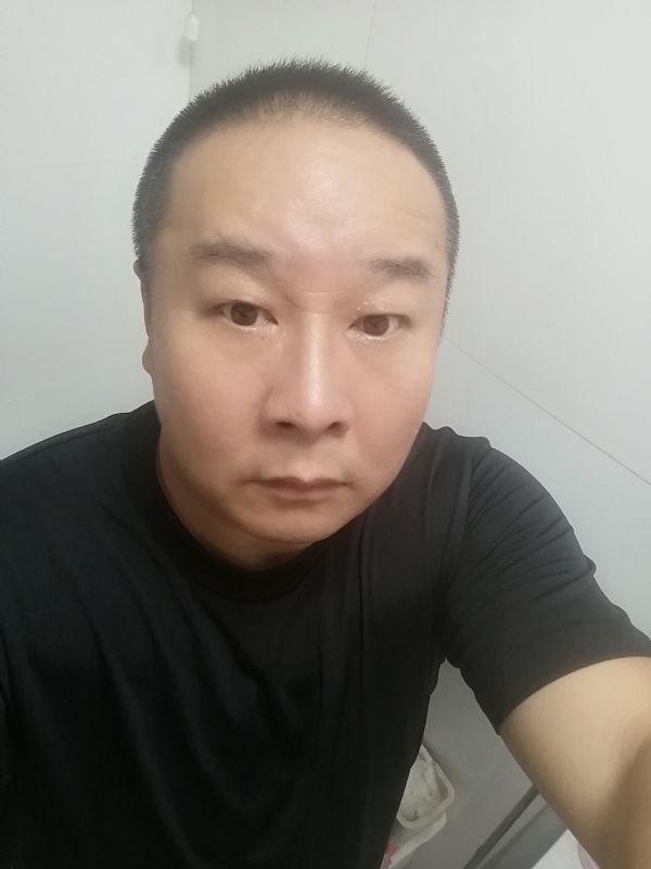 一束光的第一张照片--玉林相亲服务中心