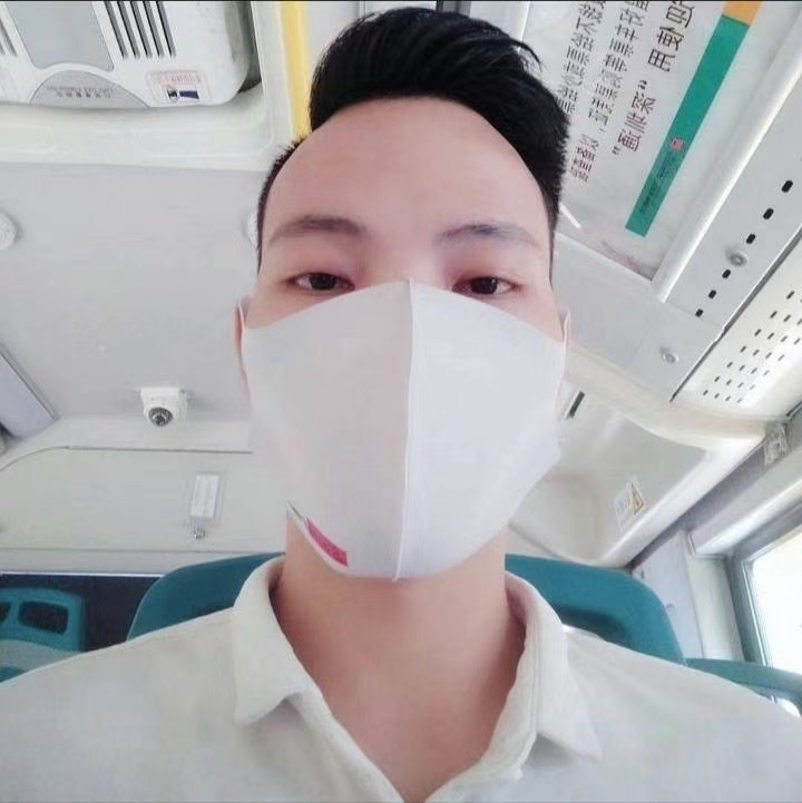 摆渡者的第一张照片--玉林相亲服务中心