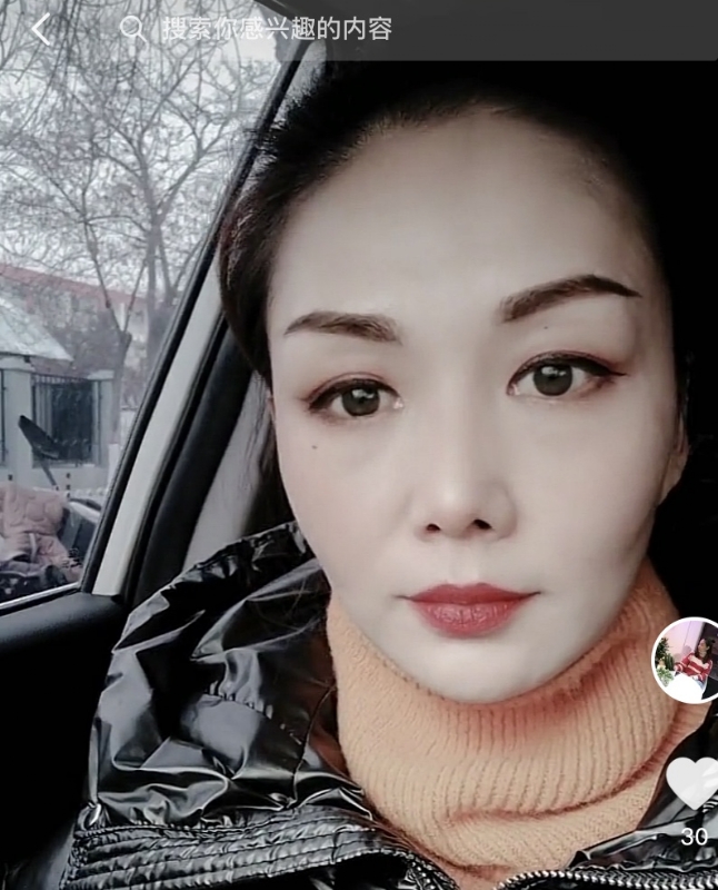 蔷薇的第一张照片--玉林相亲服务中心