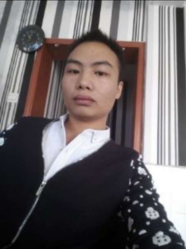 阿龙的第一张照片--玉林相亲服务中心
