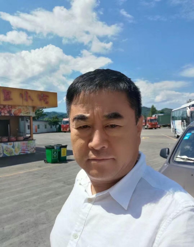 从此不再孤独的第一张照片--玉林相亲服务中心