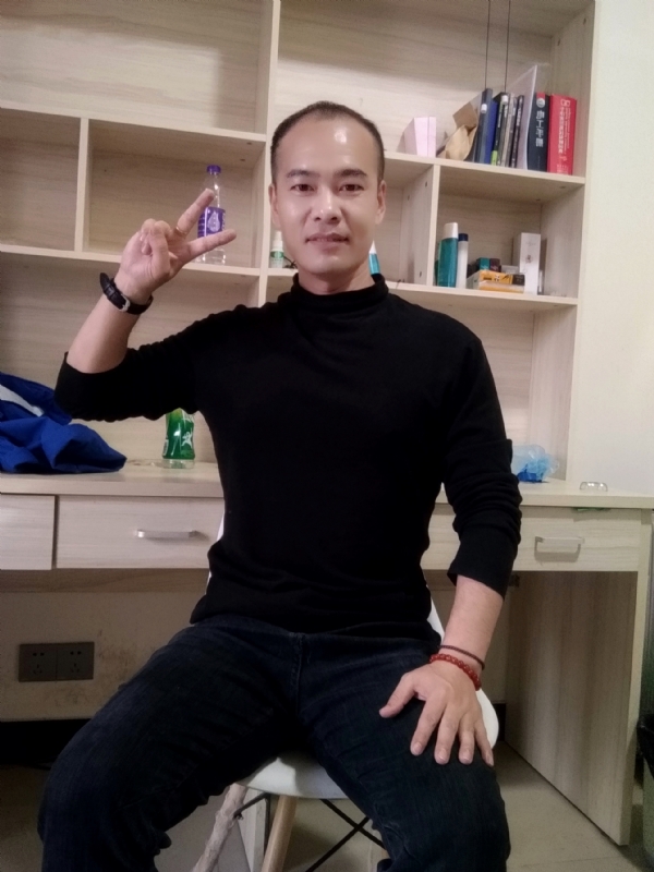 熊大与熊二的第二张照片--玉林相亲服务中心