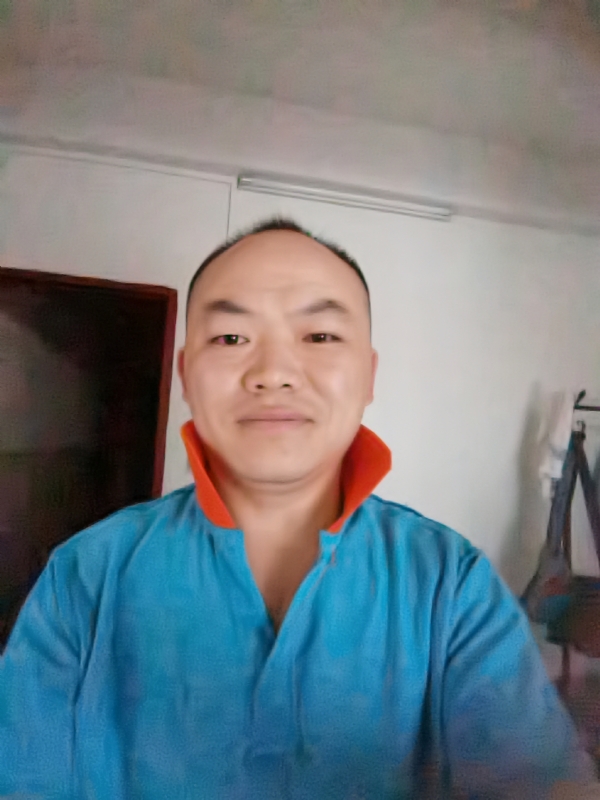 与子携老的第四张照片--玉林相亲服务中心