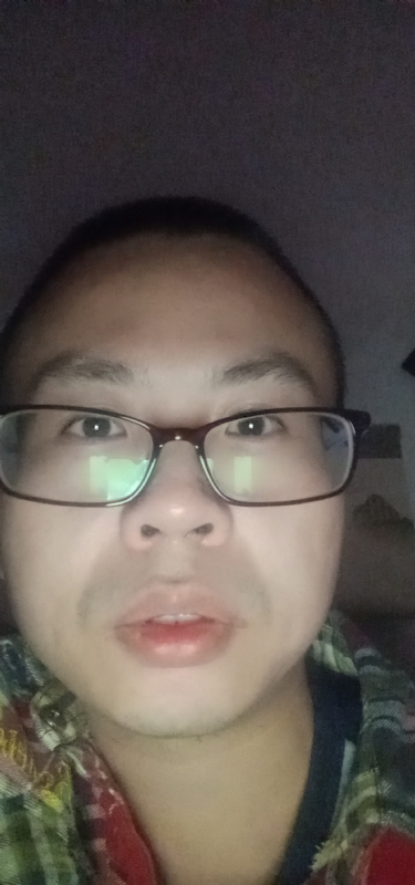 陈伟聪的第一张照片--玉林相亲服务中心