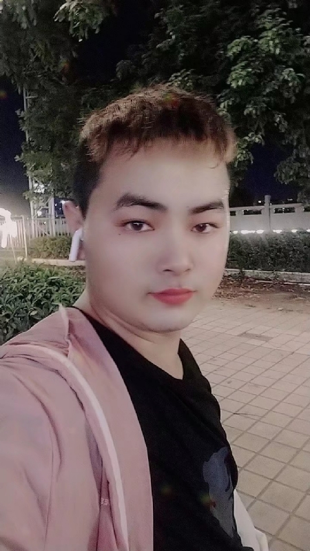 康玖伟的第一张照片--玉林相亲服务中心