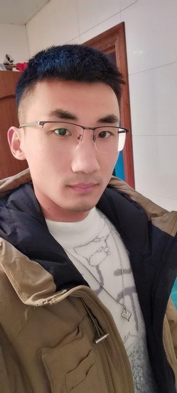 闯红灯吐泡泡的第一张照片--玉林相亲服务中心