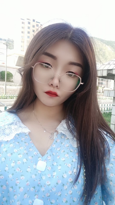 轮回的第一张照片--玉林相亲服务中心