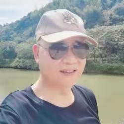 田田的第一张照片--玉林相亲服务中心