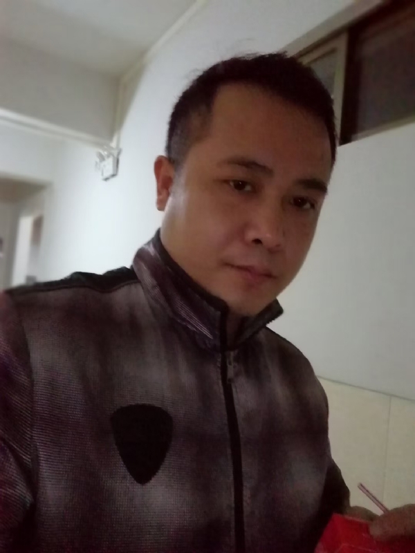礼哥的第一张照片--玉林相亲服务中心