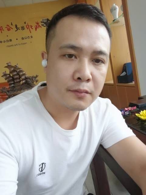 礼哥的第二张照片--玉林相亲服务中心