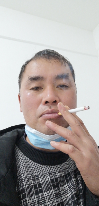 龙心的第一张照片--玉林相亲服务中心