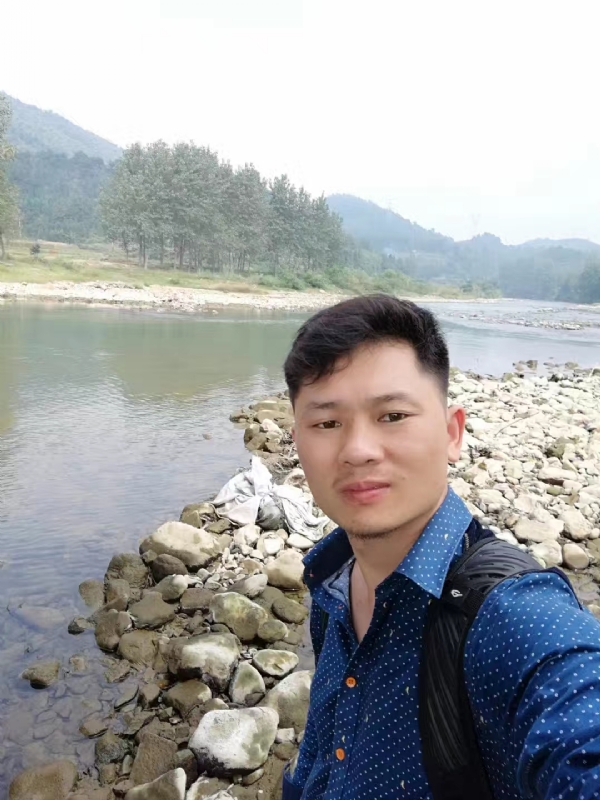 未来可期的第一张照片--玉林相亲服务中心