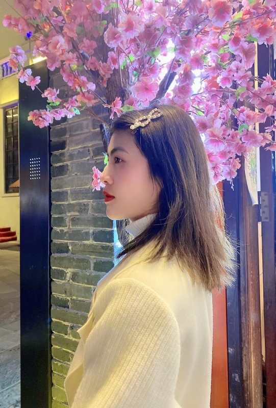 大眼妹的第一张照片--玉林相亲服务中心