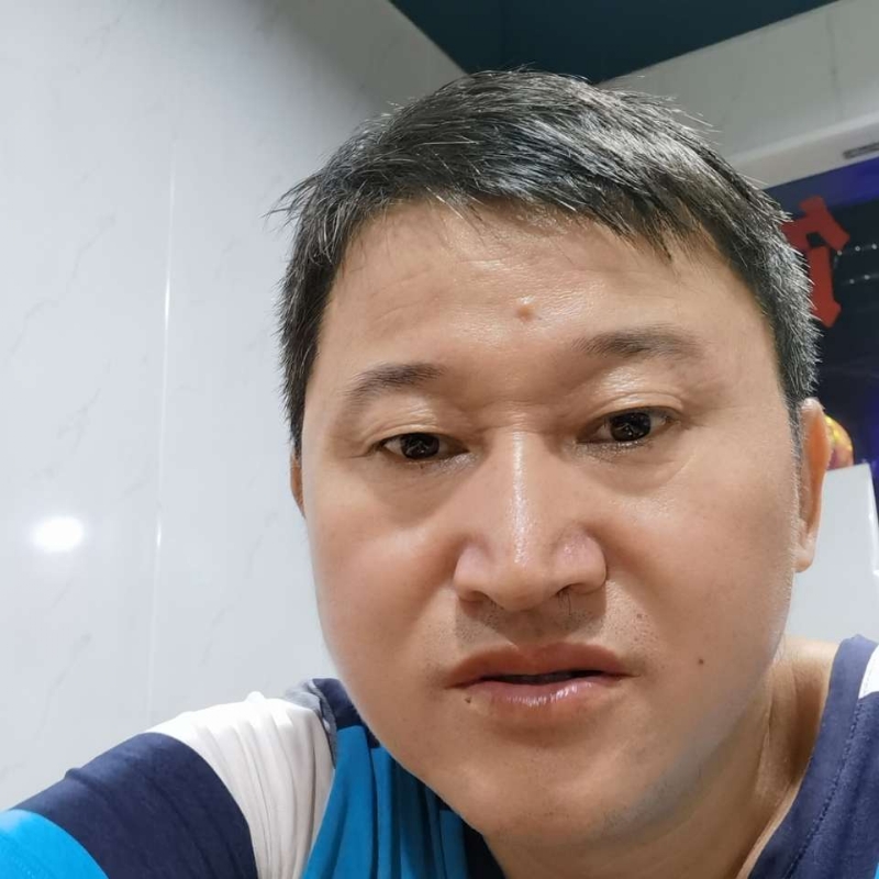 宏宏的第一张照片--玉林相亲服务中心