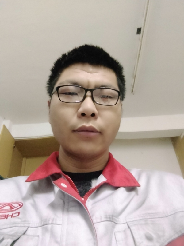 爱你就疼你的第一张照片--玉林相亲服务中心