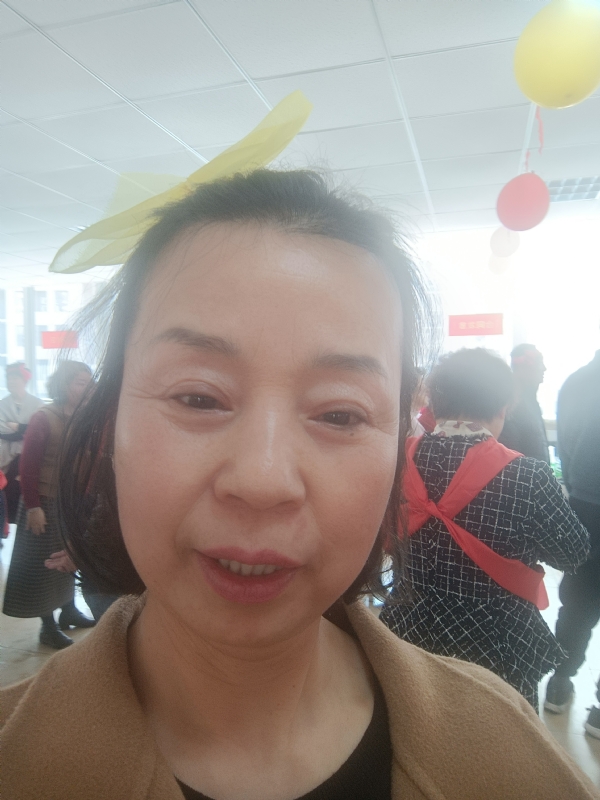 晨曦的第一张照片--玉林相亲服务中心