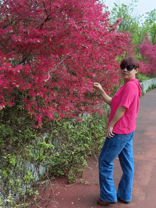 羊羊的第一张照片--玉林相亲服务中心