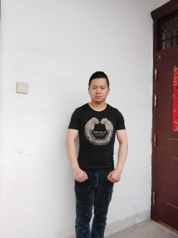 萧萧的第一张照片--玉林相亲服务中心