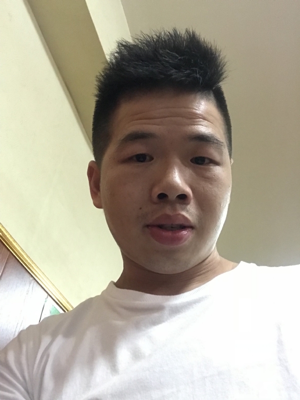 爱请简单点的第一张照片--玉林相亲服务中心
