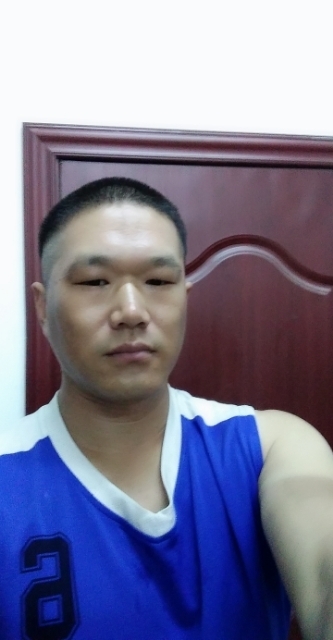 会飞的鱼的第一张照片--玉林相亲服务中心