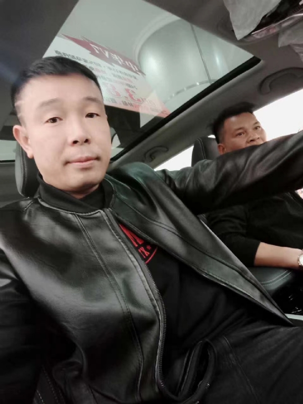 醉红尘的第一张照片--玉林相亲服务中心