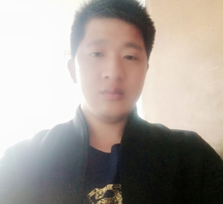形影不离的第一张照片--玉林相亲服务中心