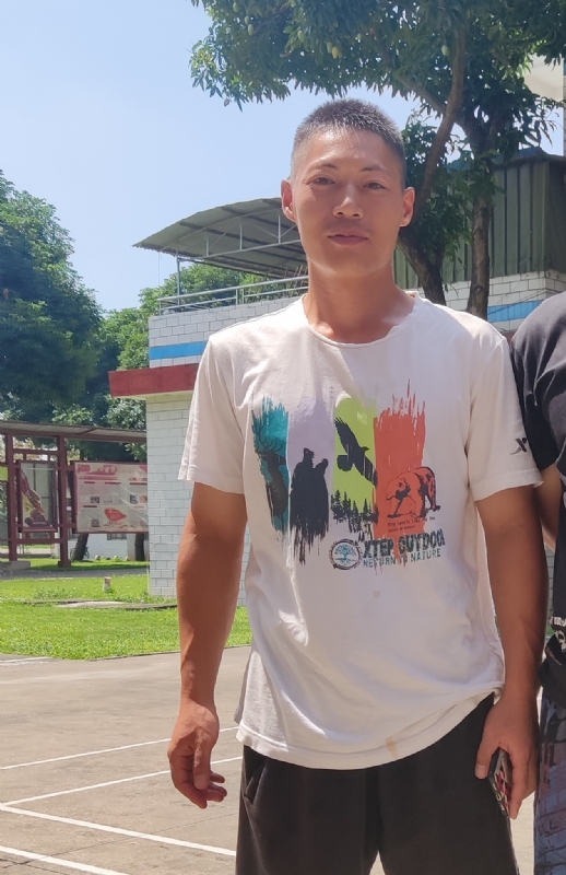 孤鹰的第一张照片--玉林相亲服务中心