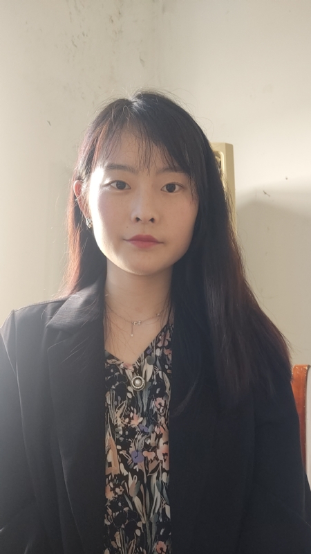 啾啾儿的第一张照片--玉林相亲服务中心