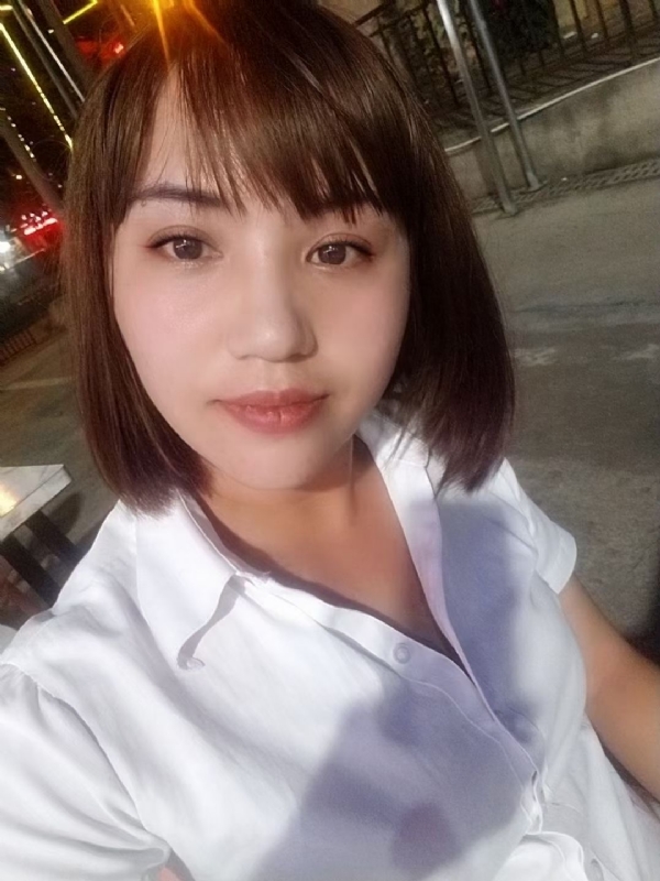 CC的第二张照片--玉林相亲服务中心
