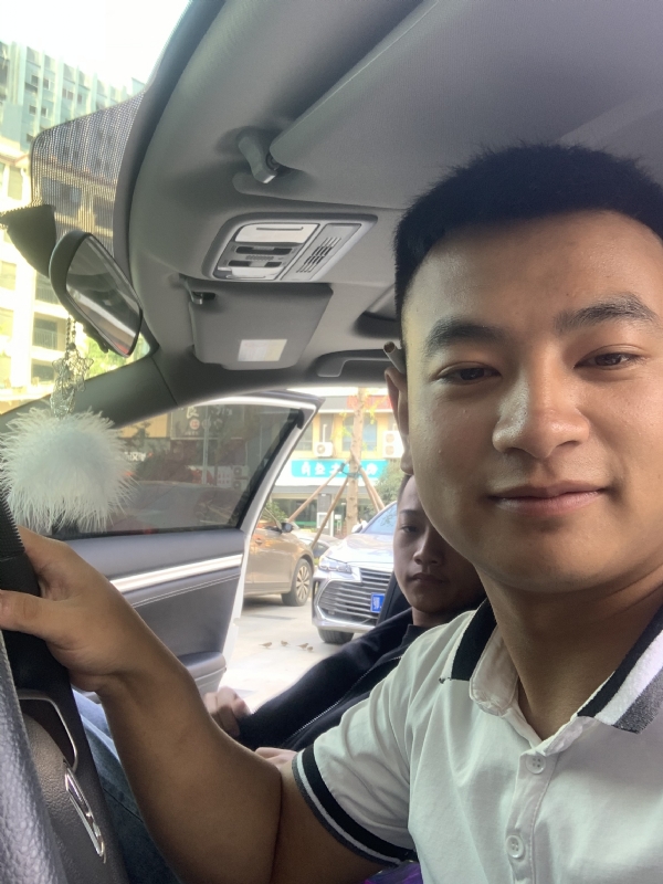 古有风琴的第三张照片--玉林相亲服务中心