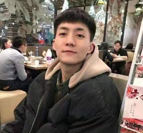 迪迪的第一张照片--玉林相亲服务中心