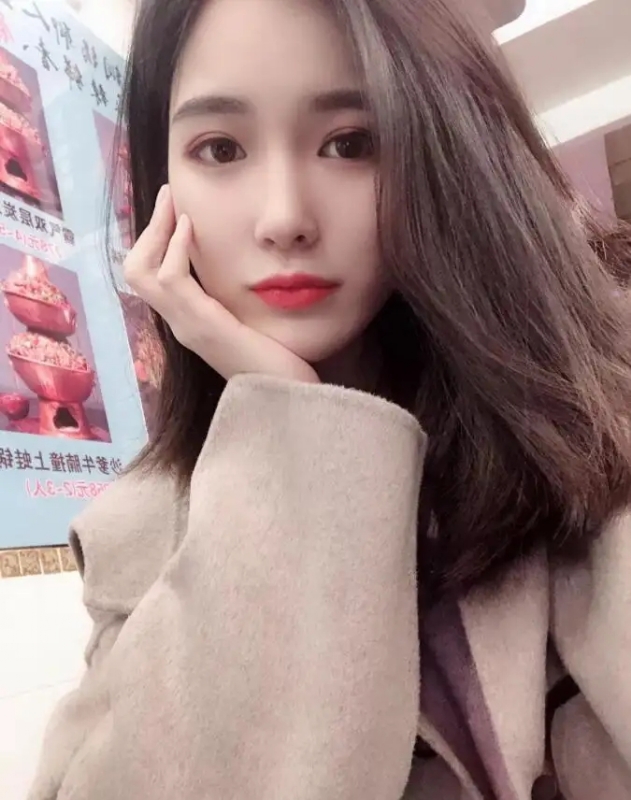谢玲的第一张照片--玉林相亲服务中心