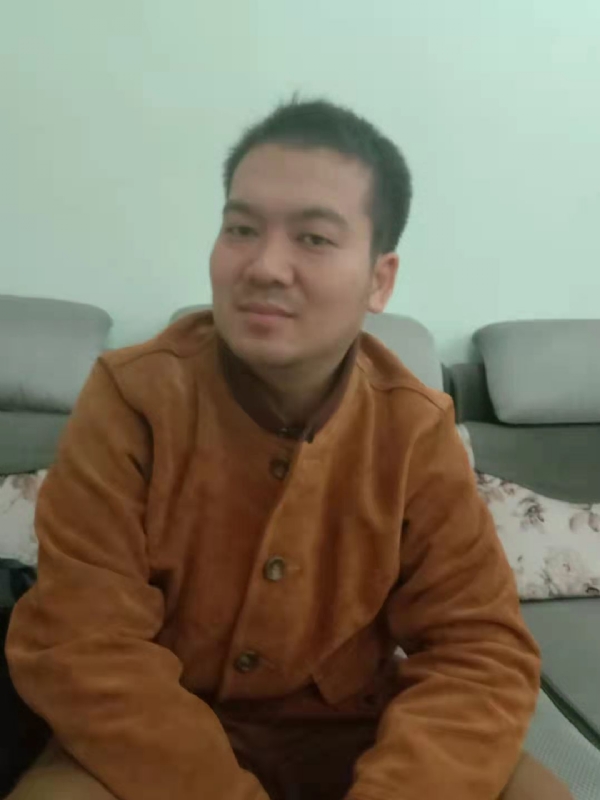 艺民的第一张照片--玉林相亲服务中心