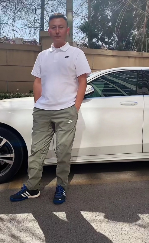 撕心裂肺的第一张照片--玉林相亲服务中心