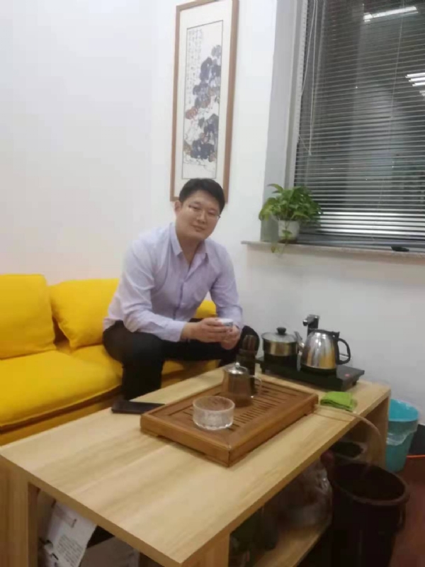 阳光的第一张照片--玉林相亲服务中心