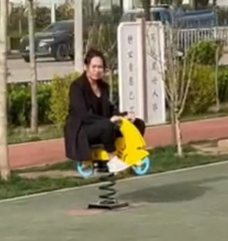 郎海英的第一张照片--玉林相亲服务中心