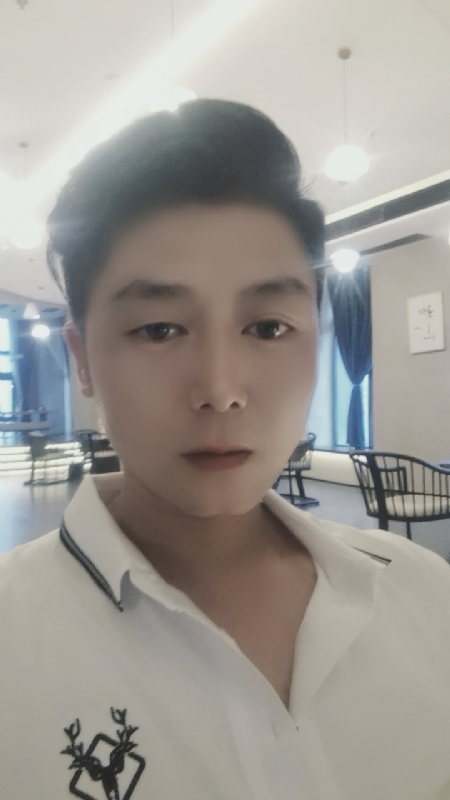 哎哎的第一张照片--玉林相亲服务中心