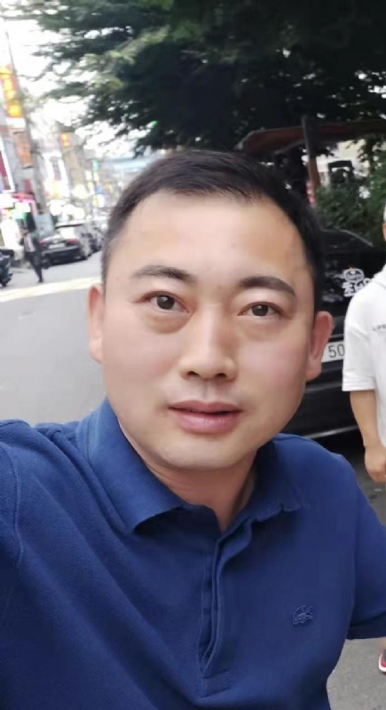 李龙的第一张照片--玉林相亲服务中心
