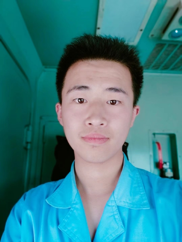 生而为人的第一张照片--玉林相亲服务中心