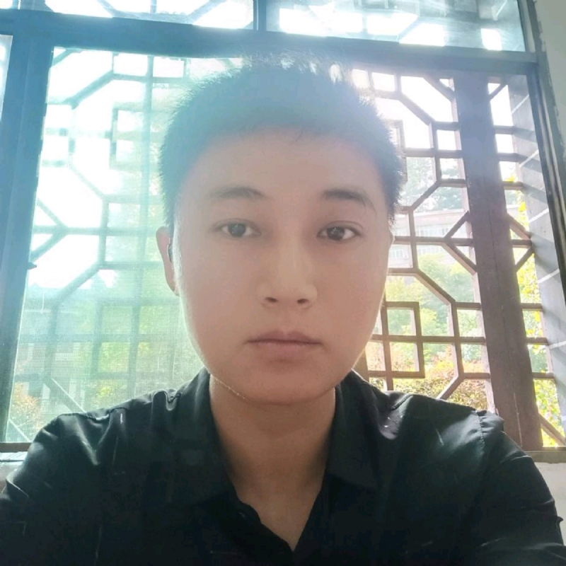 枫叶的第一张照片--玉林相亲服务中心