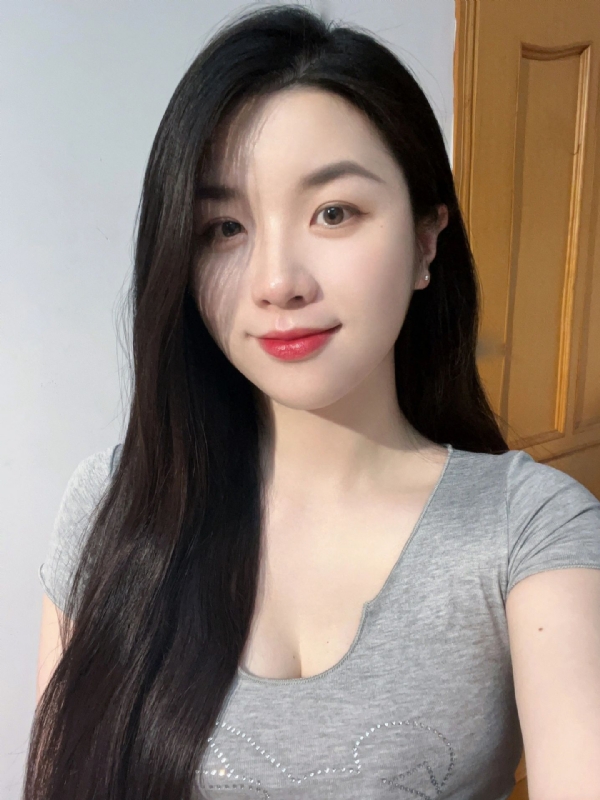 乔乔在寻爱的第一张照片--玉林相亲服务中心