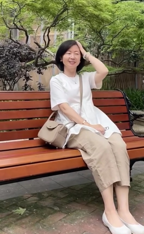 千年老母猪的第五张照片--玉林相亲服务中心