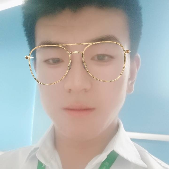 幸运男孩的第一张照片--玉林相亲服务中心