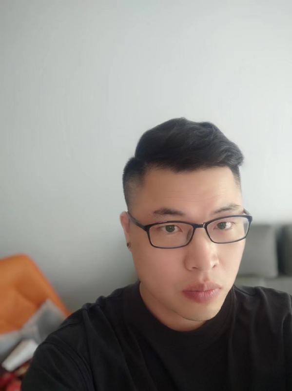 Vincent的第一张照片--玉林相亲服务中心